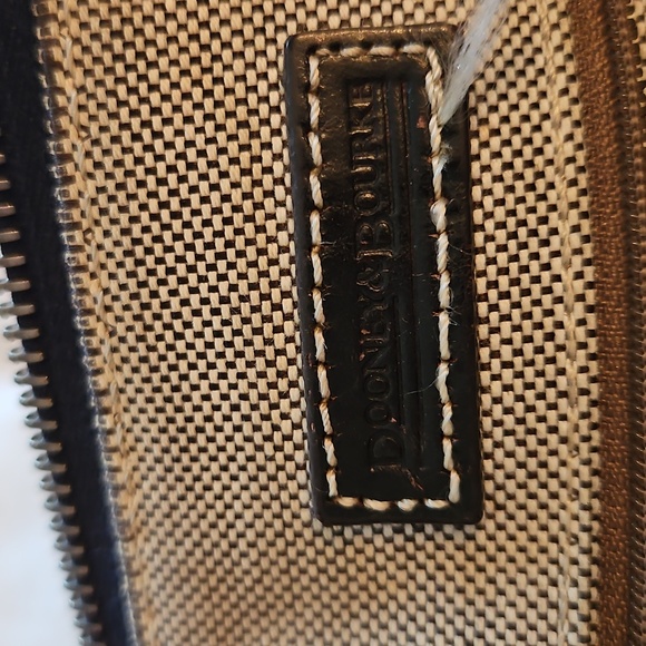 Dooney & Bourke Logo Bag and Pouch - Picture 9 of 10
